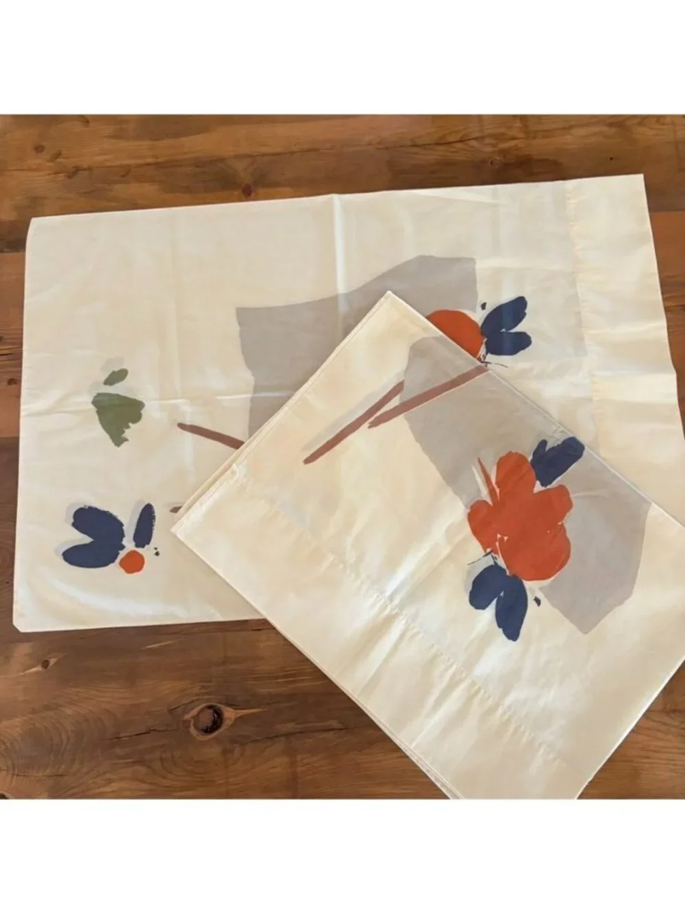 Vintage 1970s Modernist Fieldcrest/Marimekko King Flat & 2 Standard Pillowcases